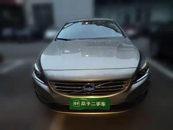 Volvo S60 2015