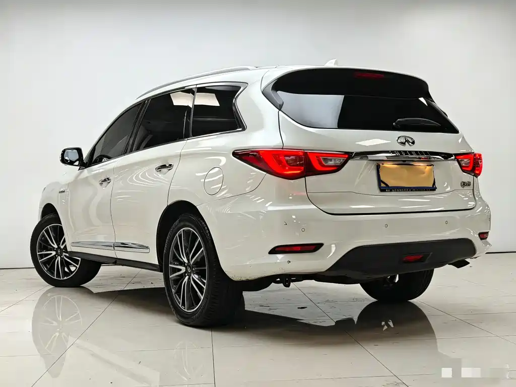 Infiniti QX60 2018 — фото 21