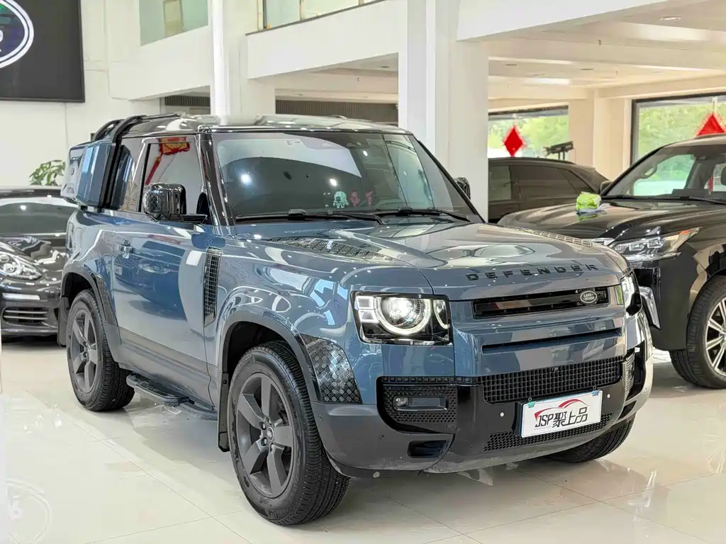 Land Rover Defender 2023 — фото 3