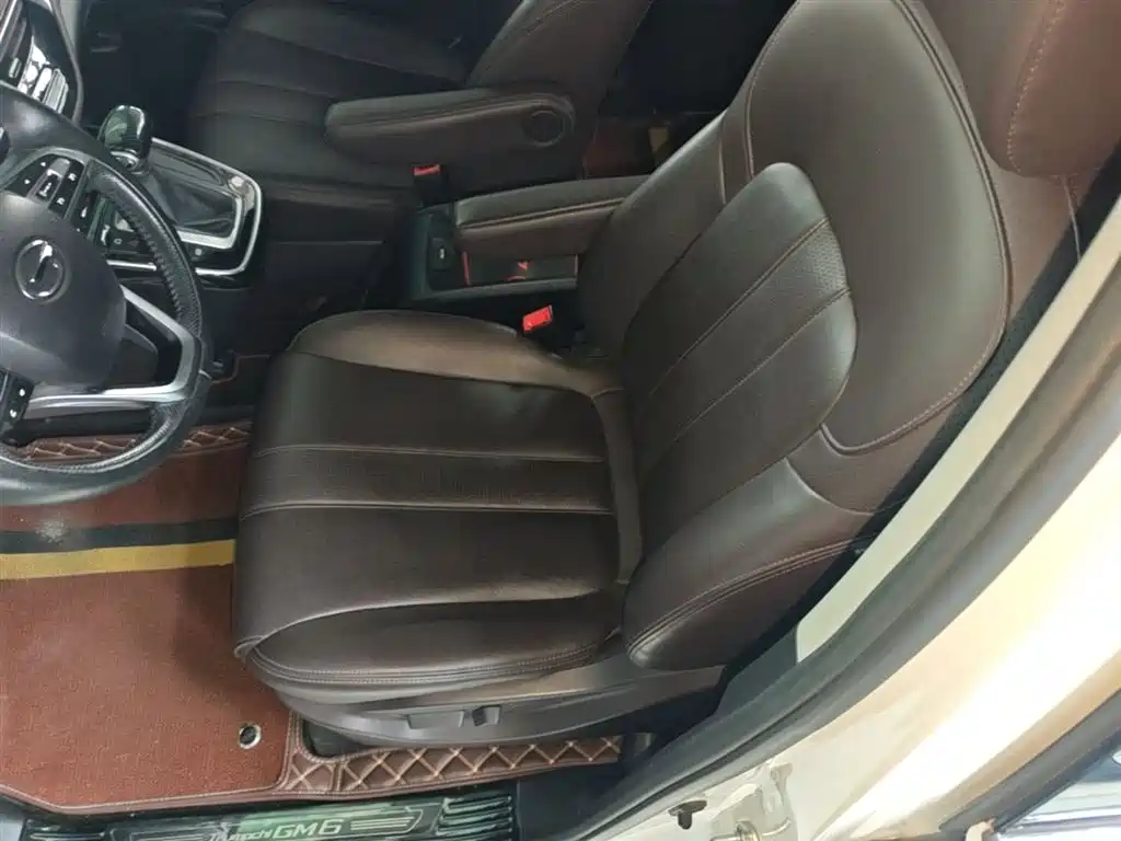 GAC Motor Trumpchi M6 2020 — фото 15