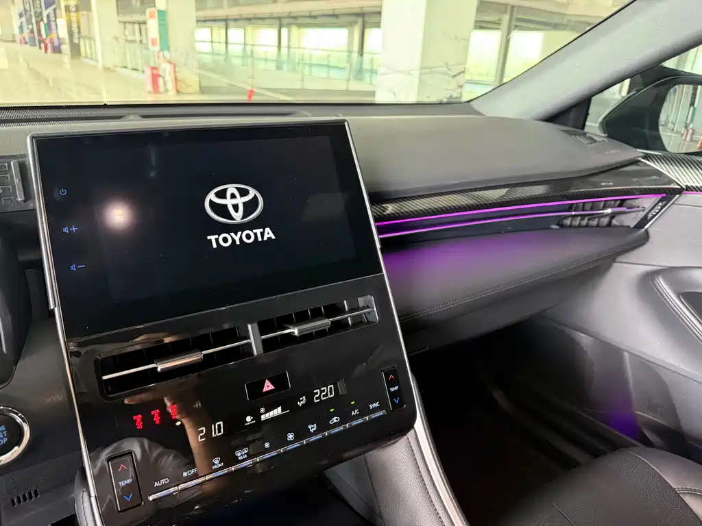 Toyota Avalon 2023 — фото 12