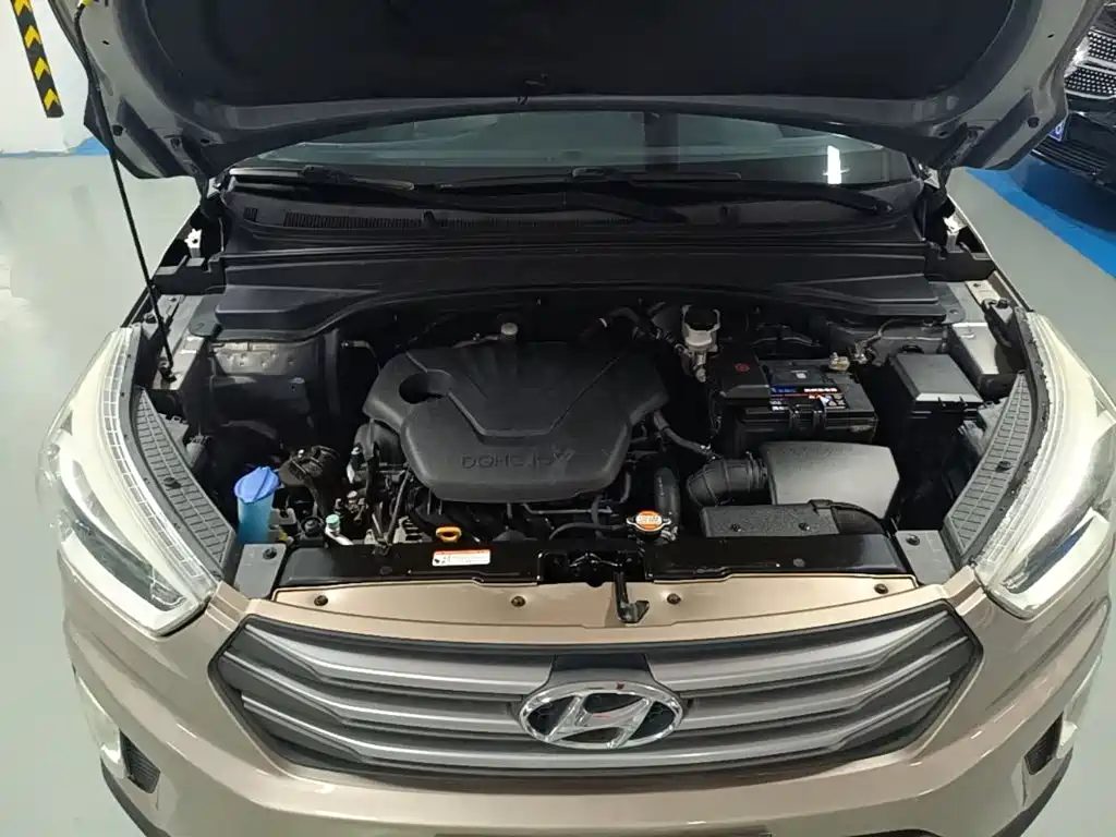 Hyundai ix25 2015 — фото 20