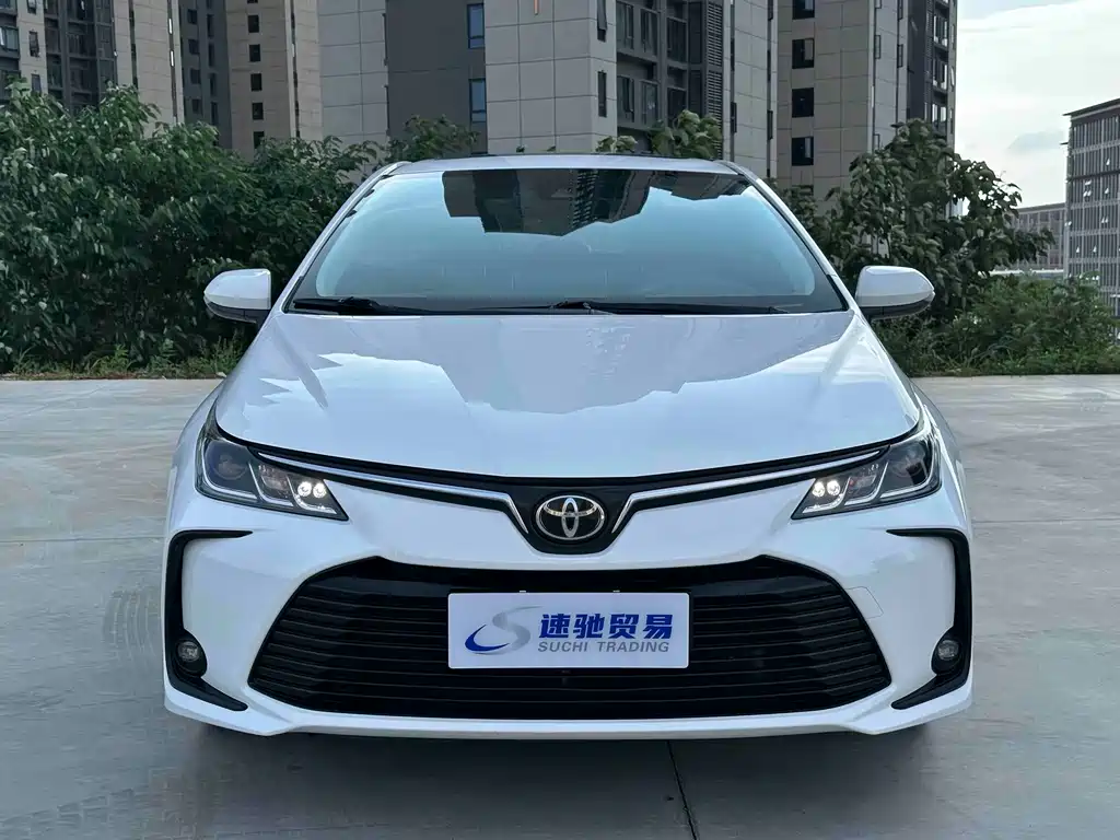 Toyota Corolla 2022 — фото 2