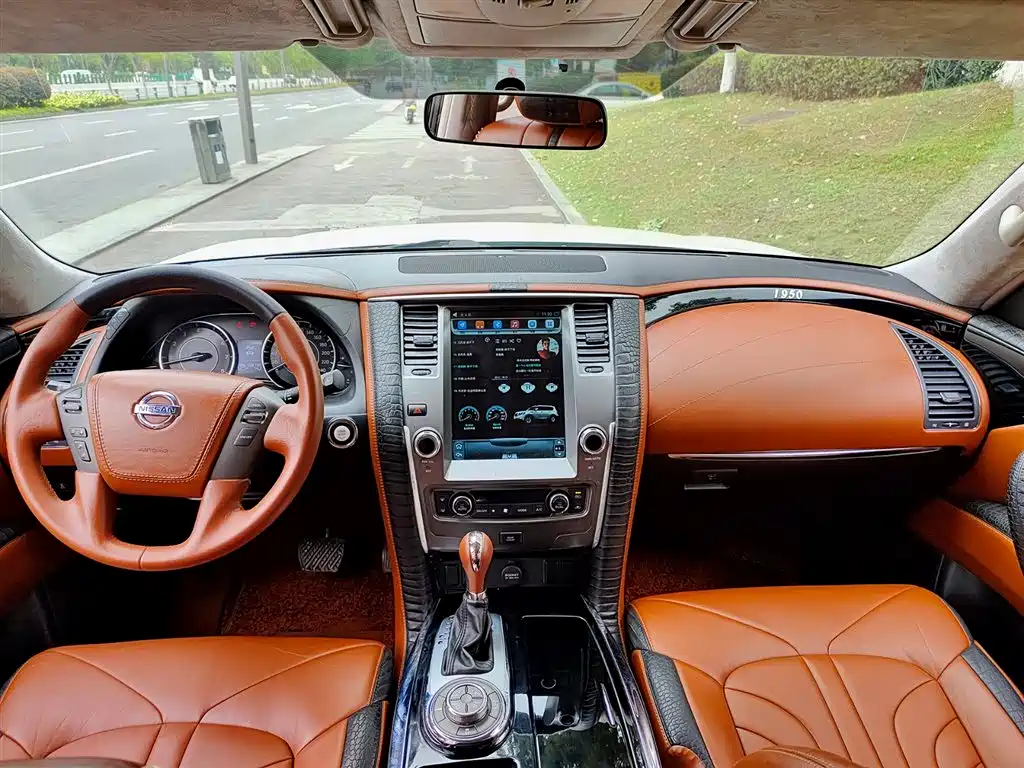Nissan Patrol 2018 — фото 10