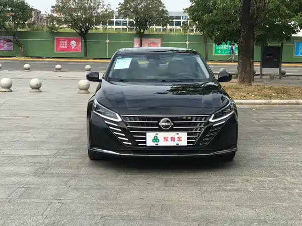 Nissan Teana 2022