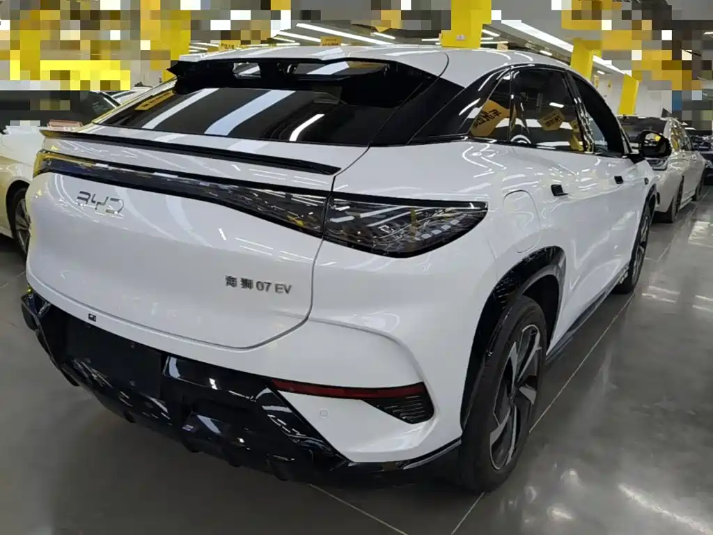 BYD Seal 07 EV 2024
