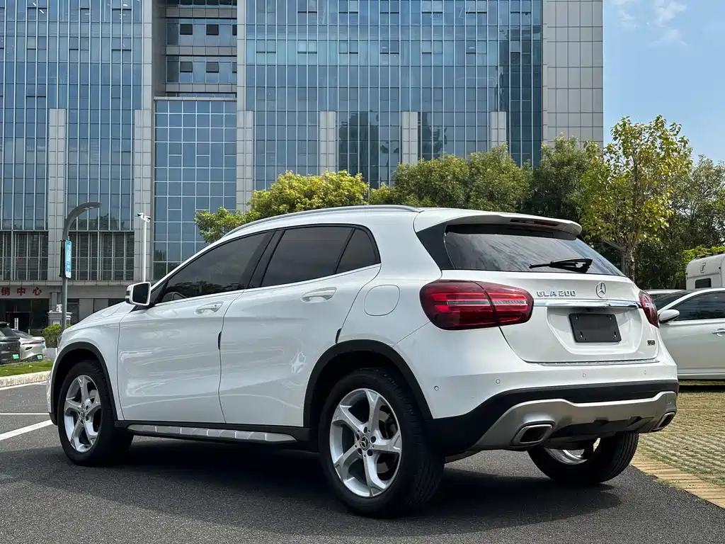 Mercedes-Benz GLA 2019 — фото 11