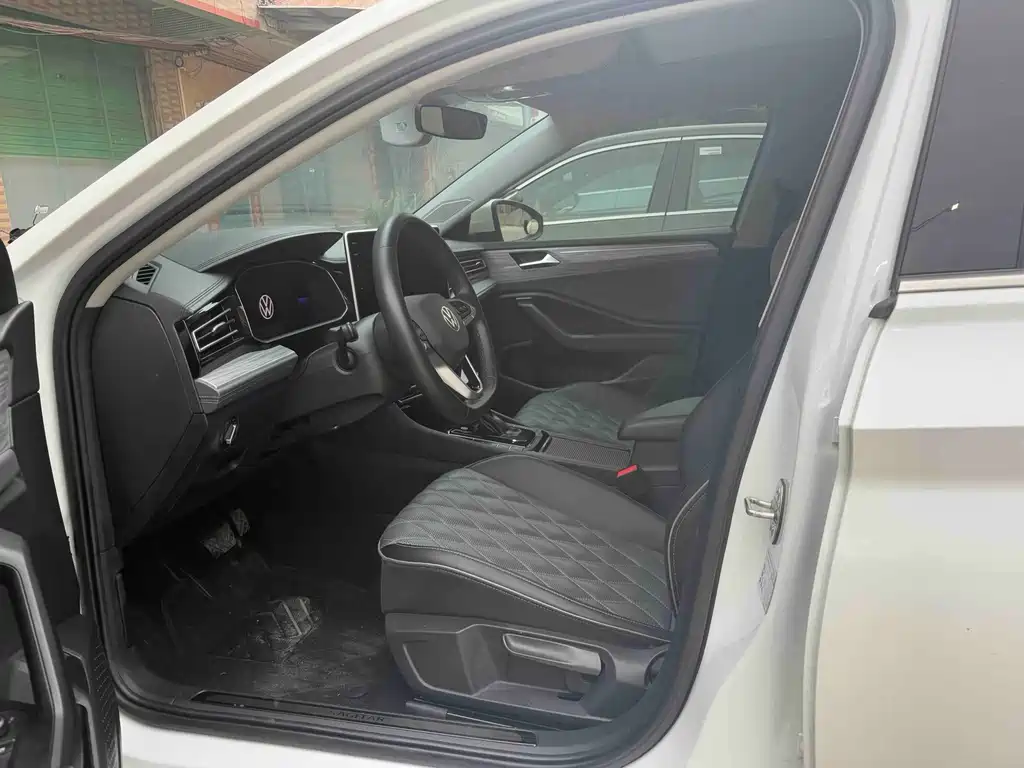 Volkswagen Sagitar 2023