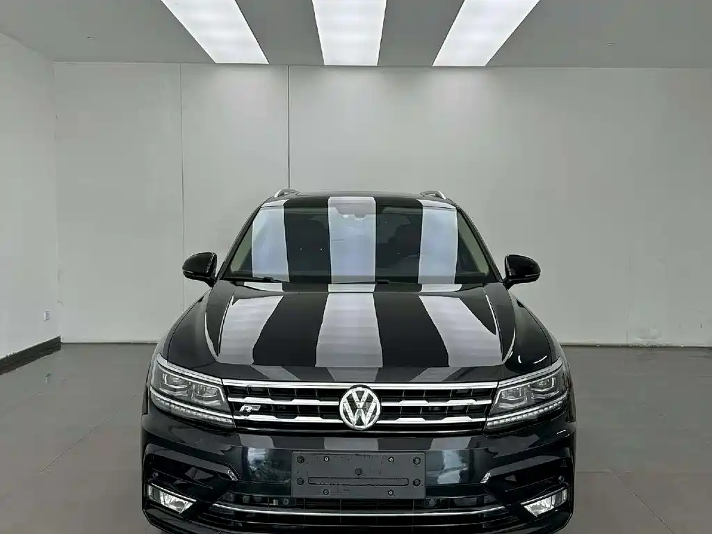 Volkswagen Tiguan L 2019 — фото 2
