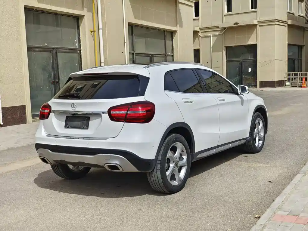 Mercedes-Benz GLA 2018 — фото 7