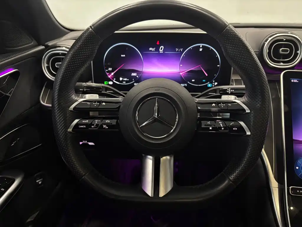 Mercedes-Benz C-Class 2024 — фото 14