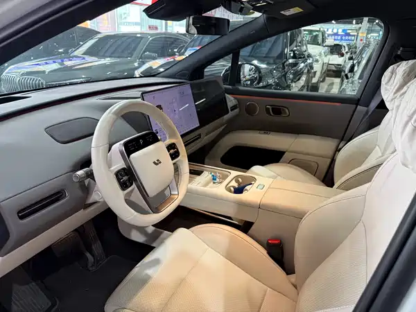 Li Auto i6 2026