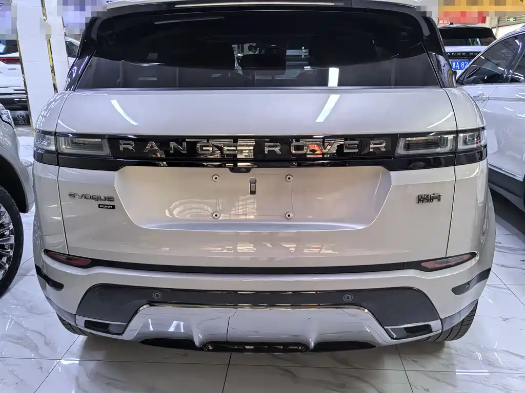 Land Rover Evoque 2024