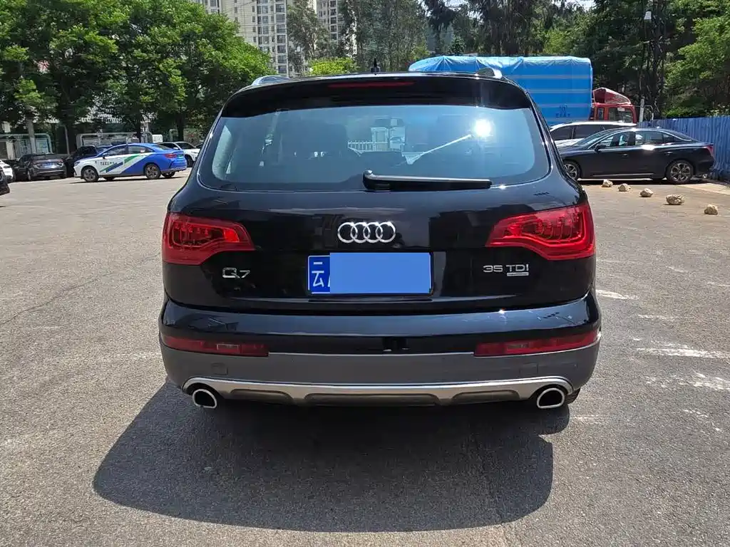 Audi Q7 2014 — фото 17