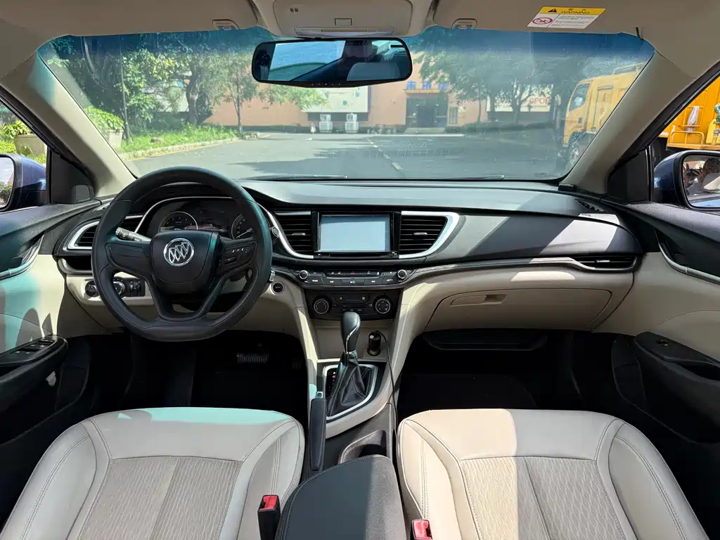 Buick Excelle 2016 — фото 12