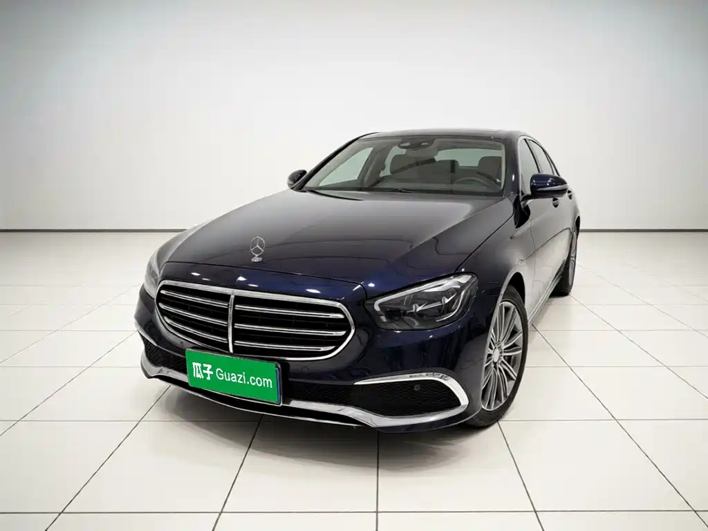 Mercedes-Benz E-Class 2022