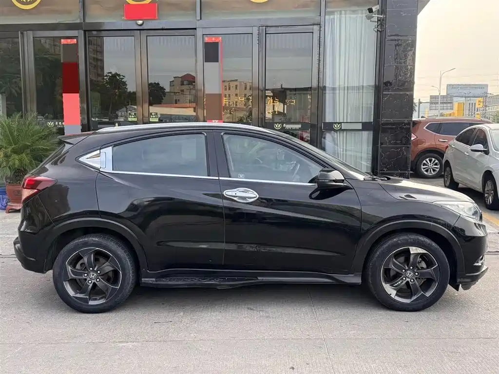 Honda Vezel 2014