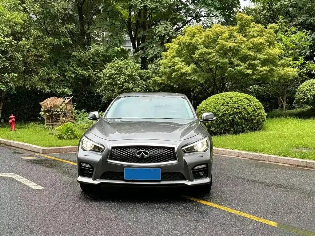 Infiniti Q50L 2018 — фото 1