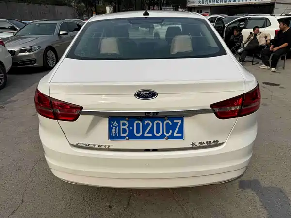 Ford Escort 2018
