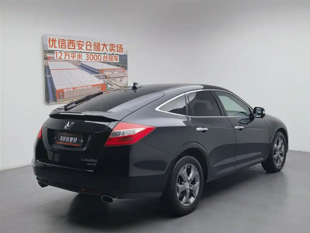 Honda Crosstour 2013 — фото 2