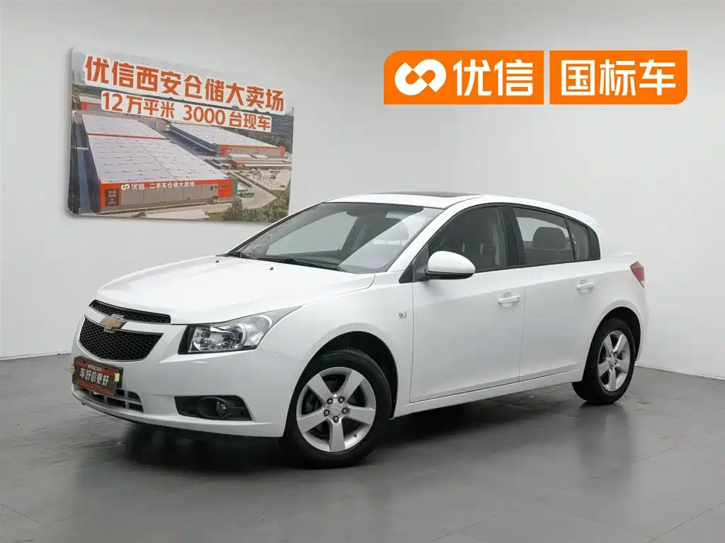 Chevrolet Cruze 2014 — фото 1