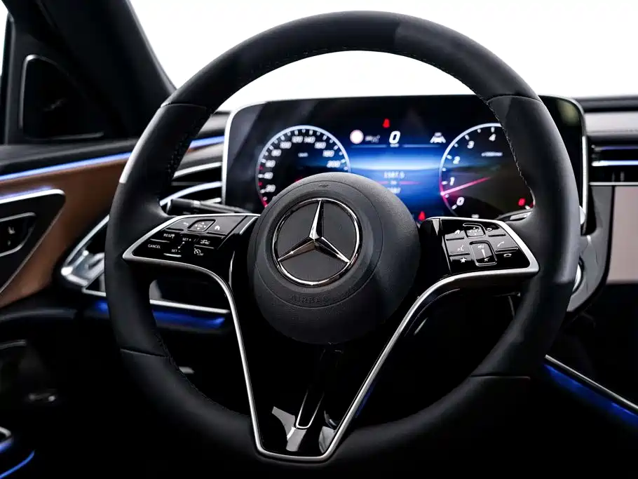 Mercedes-Benz E-Class 2026 — фото 16