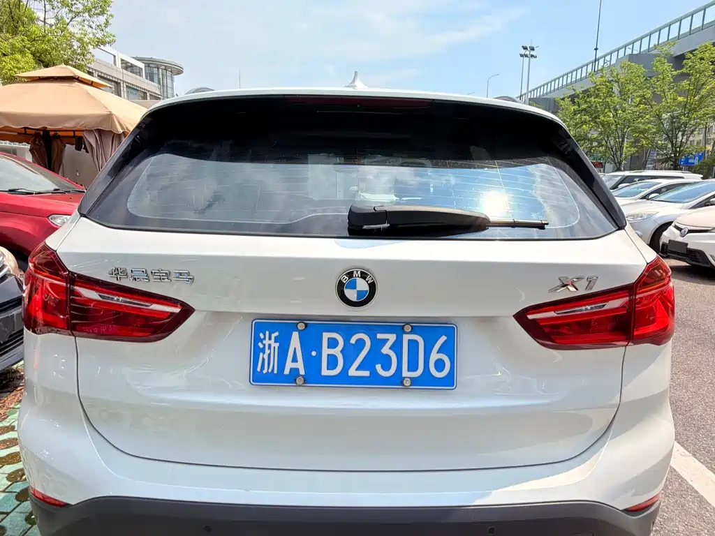 BMW X1 2017 — фото 3