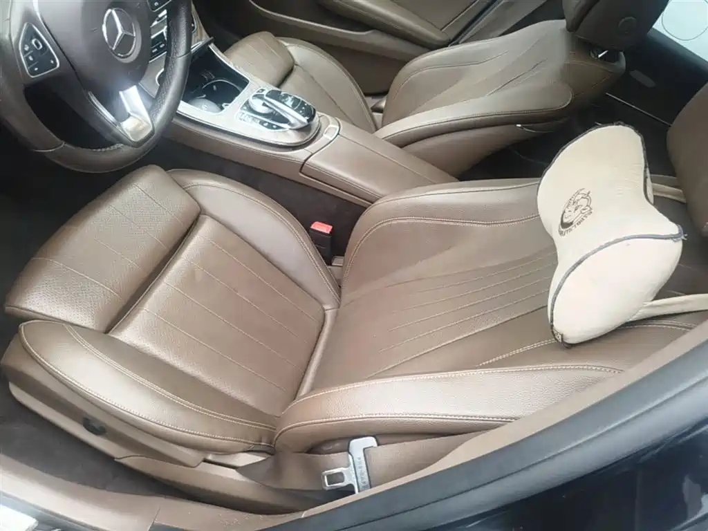 Mercedes-Benz E-Class 2018 — фото 15