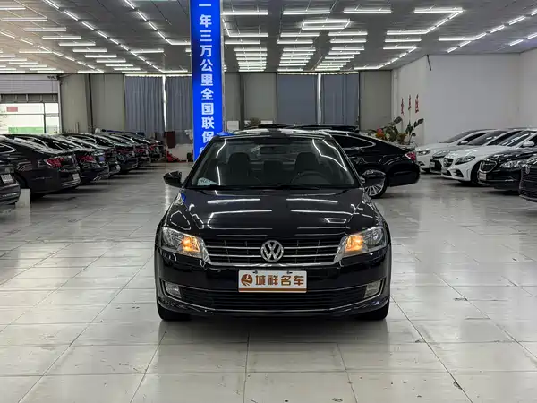 Volkswagen Lavida 2013