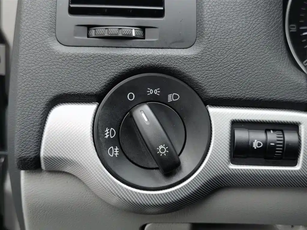 Skoda Octavia 2014 — фото 21