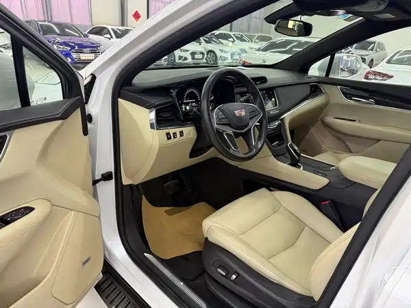 Cadillac XT5 2016