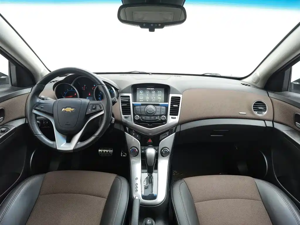 Chevrolet Cruze 2014 — фото 5