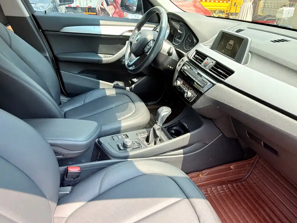 BMW X1 2017 — фото 17