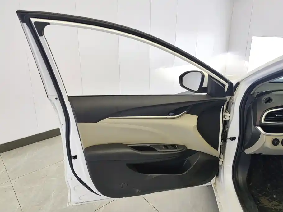 Buick Excelle 2020
