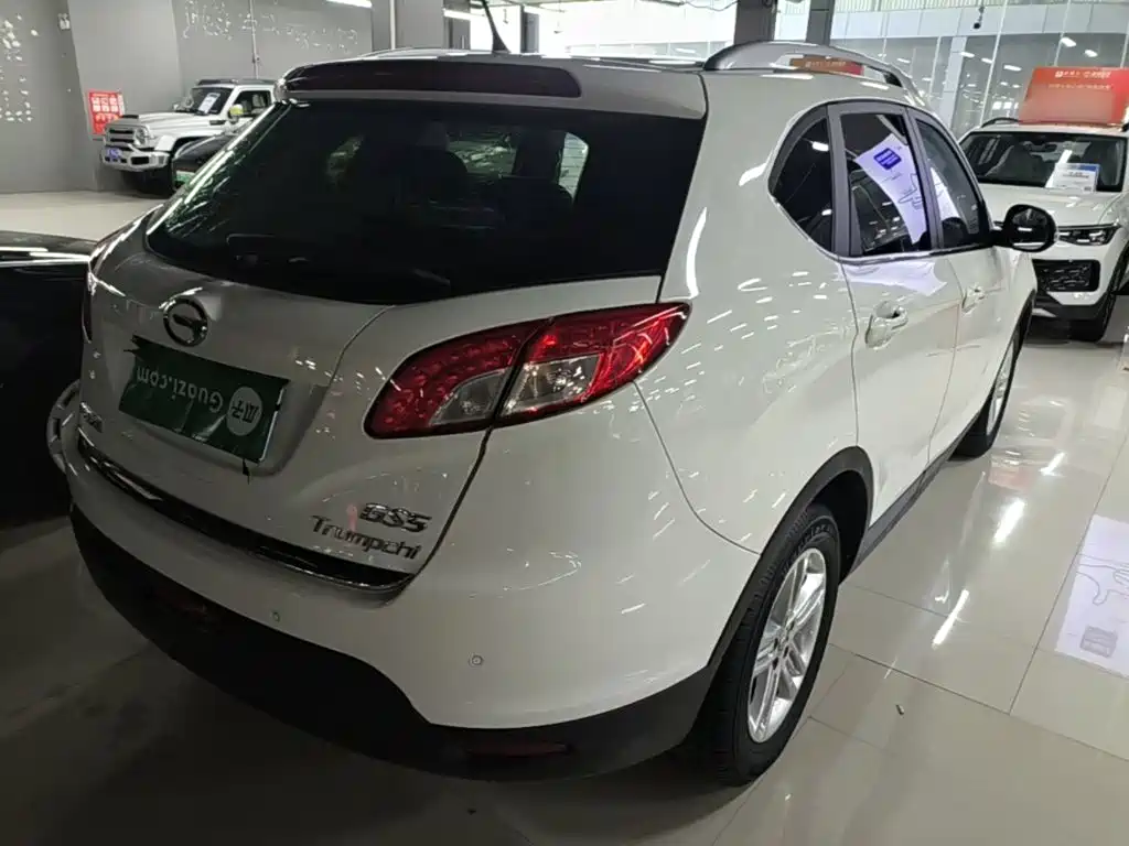 GAC Trumpchi GS5 2015 — фото 7