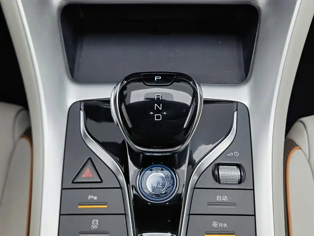 BYD Song Pro New Energy 2022 — фото 13