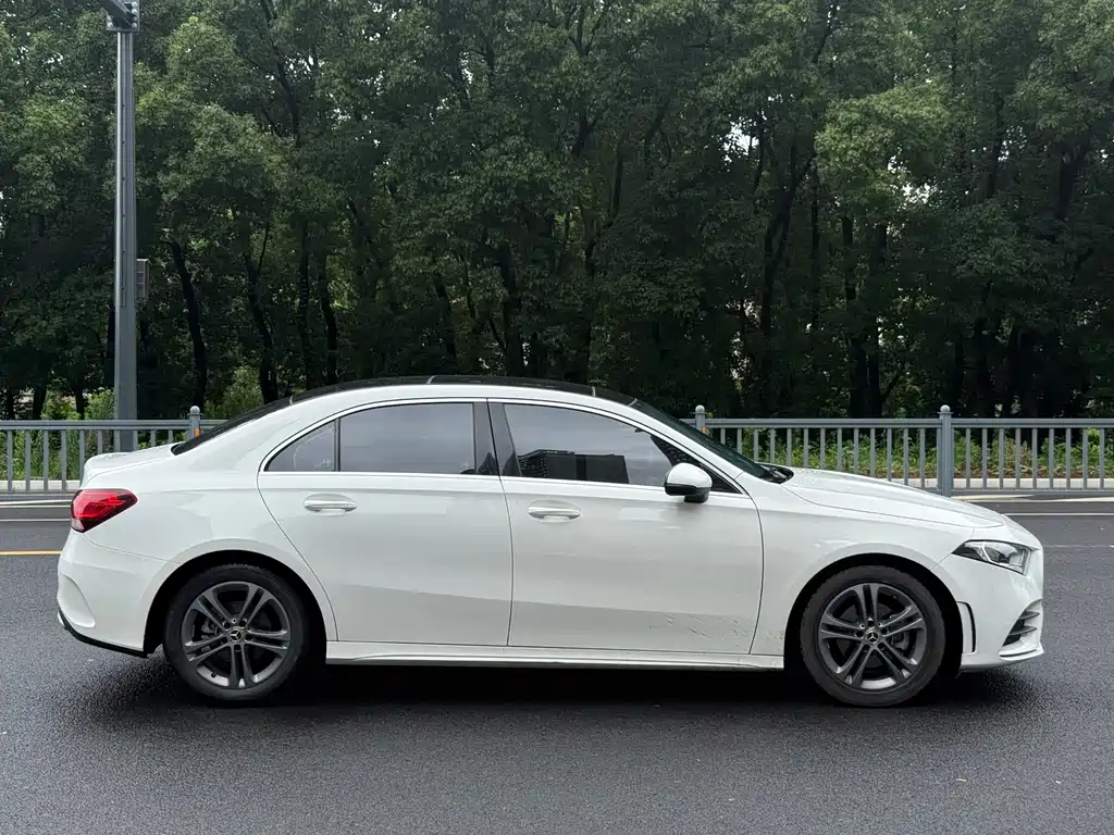 Mercedes-Benz A-Class 2022