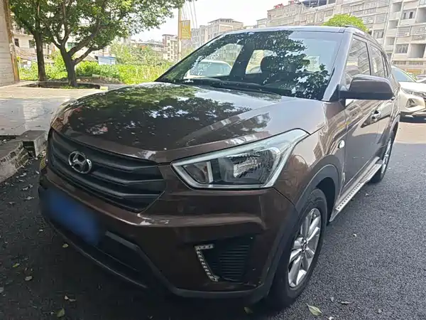 Hyundai ix25 2015