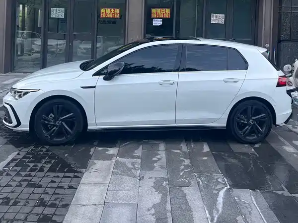 Volkswagen Golf 2022