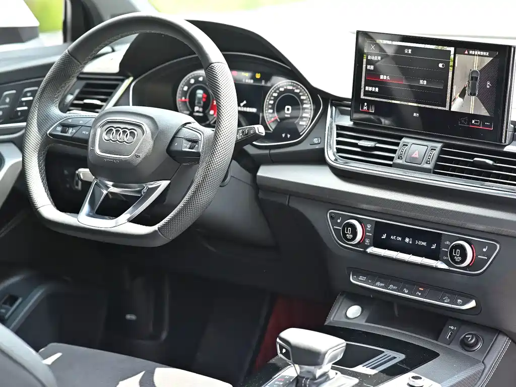 Audi Q5L Sportback 2021 — фото 6