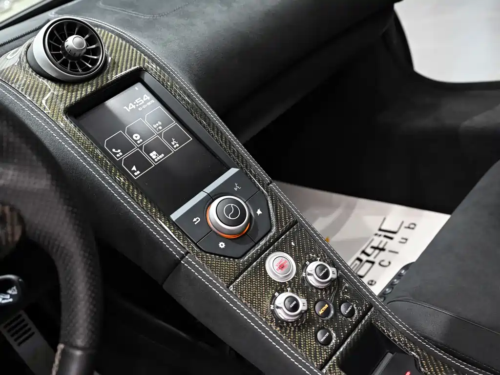 McLaren 650S 2014 — фото 15