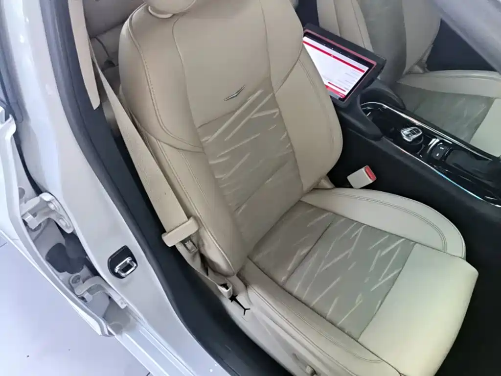 Cadillac ATS-L 2015 — фото 25