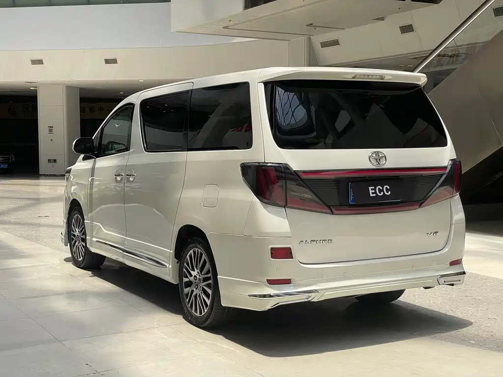Toyota Alphard 2013 — фото 5