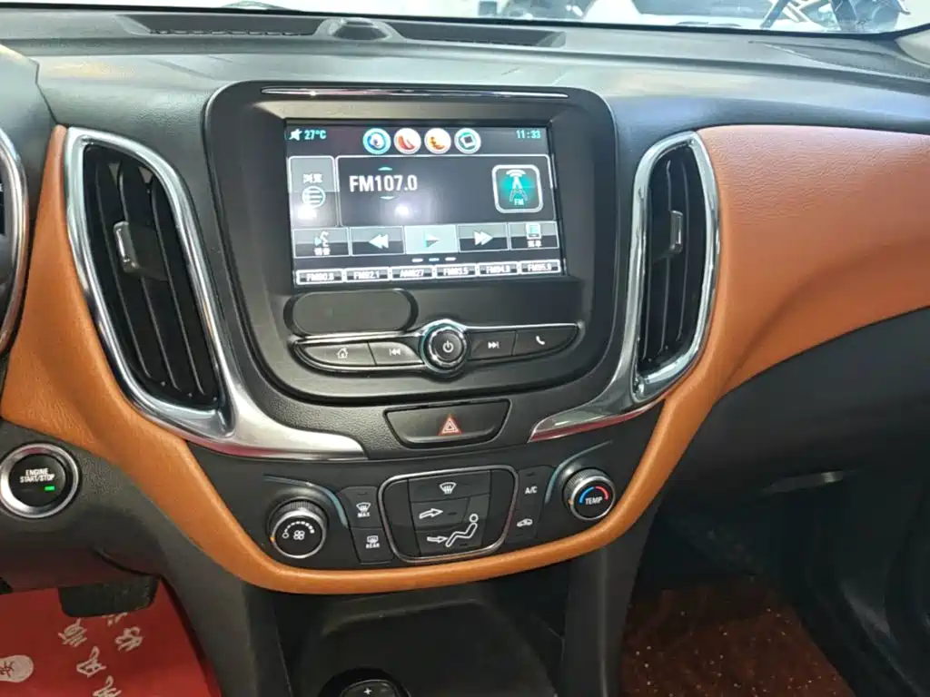 Chevrolet Equinox 2018 — фото 13