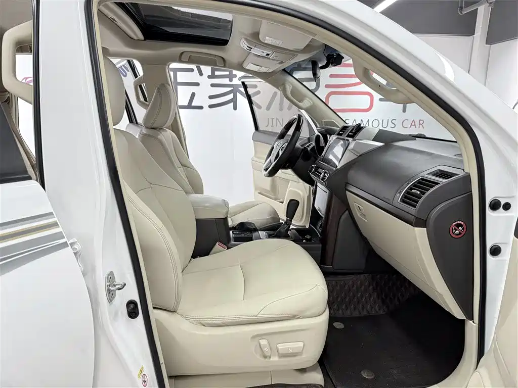Toyota Prado 2014 — фото 15