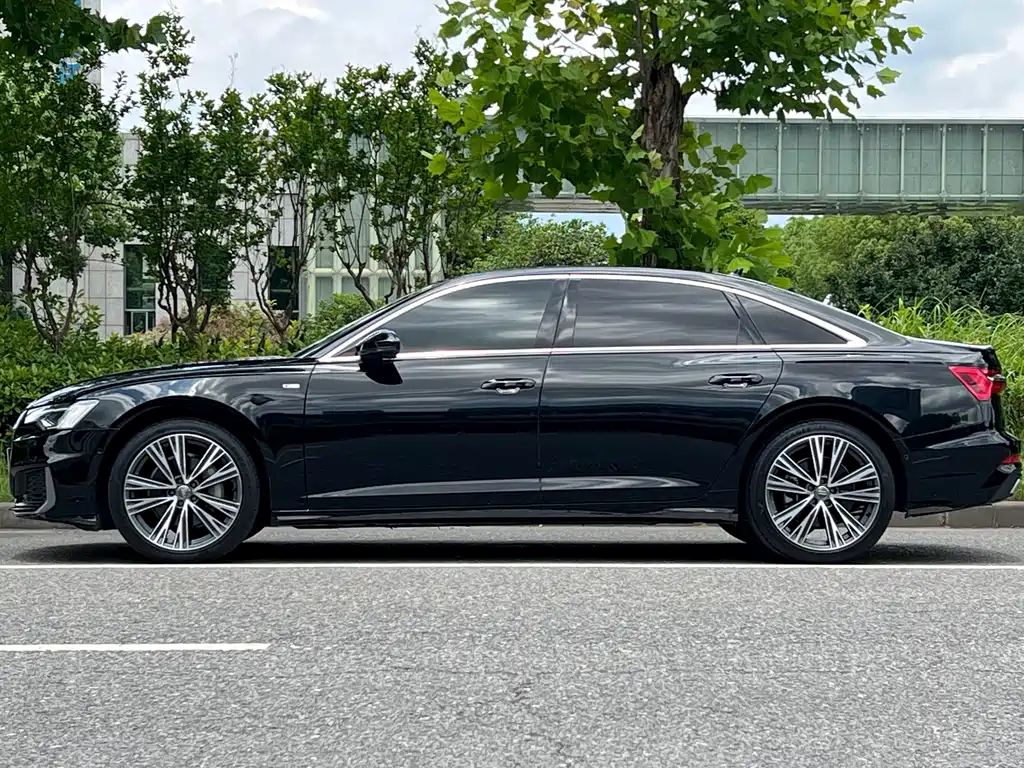 Audi A6L 2021