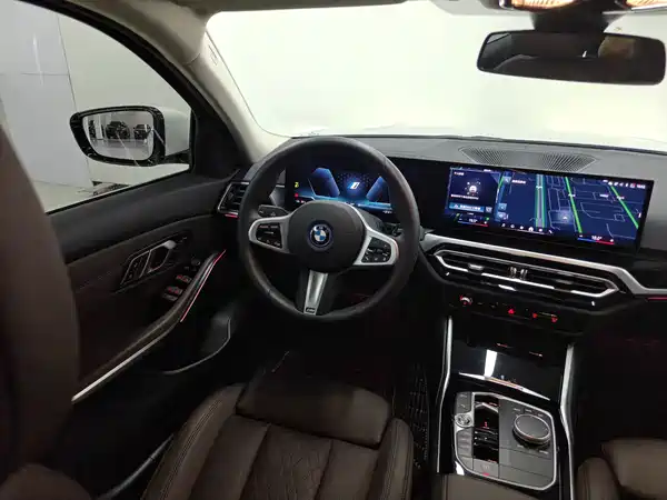 BMW i3 2023