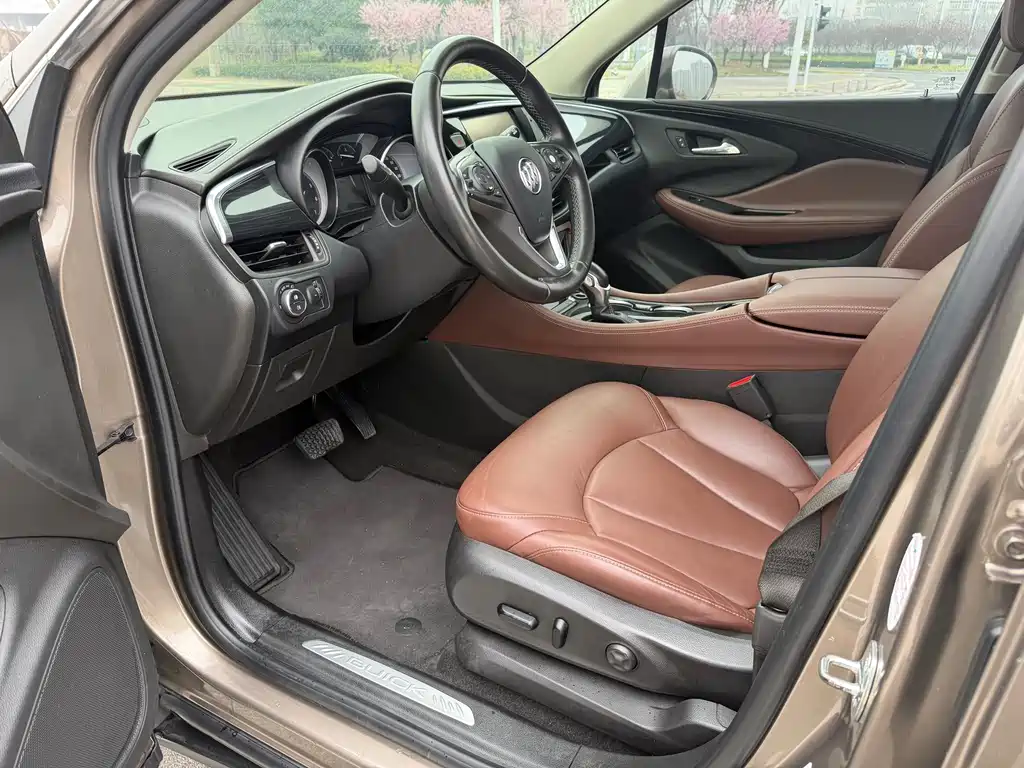 Buick Envision Plus 2018 — фото 3
