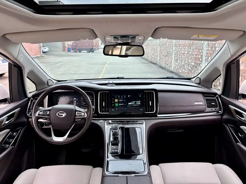 GAC Motor Trumpchi M8 2020 — фото 10