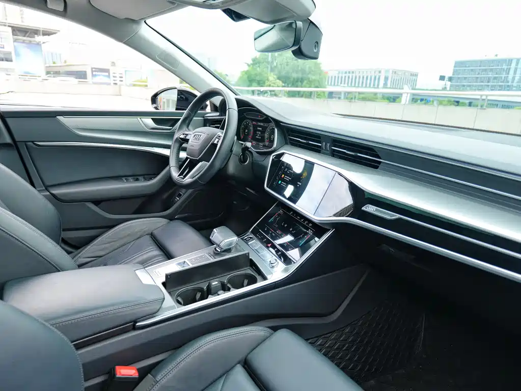 Audi A7 2023 — фото 5